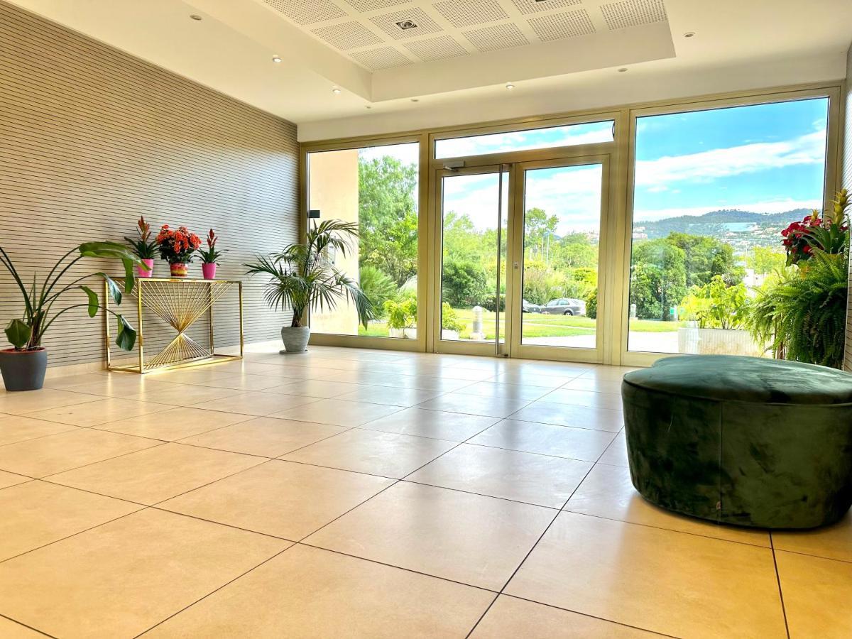 My Resid Appart Cannes Marina Vue Mer Mandelieu Εξωτερικό φωτογραφία