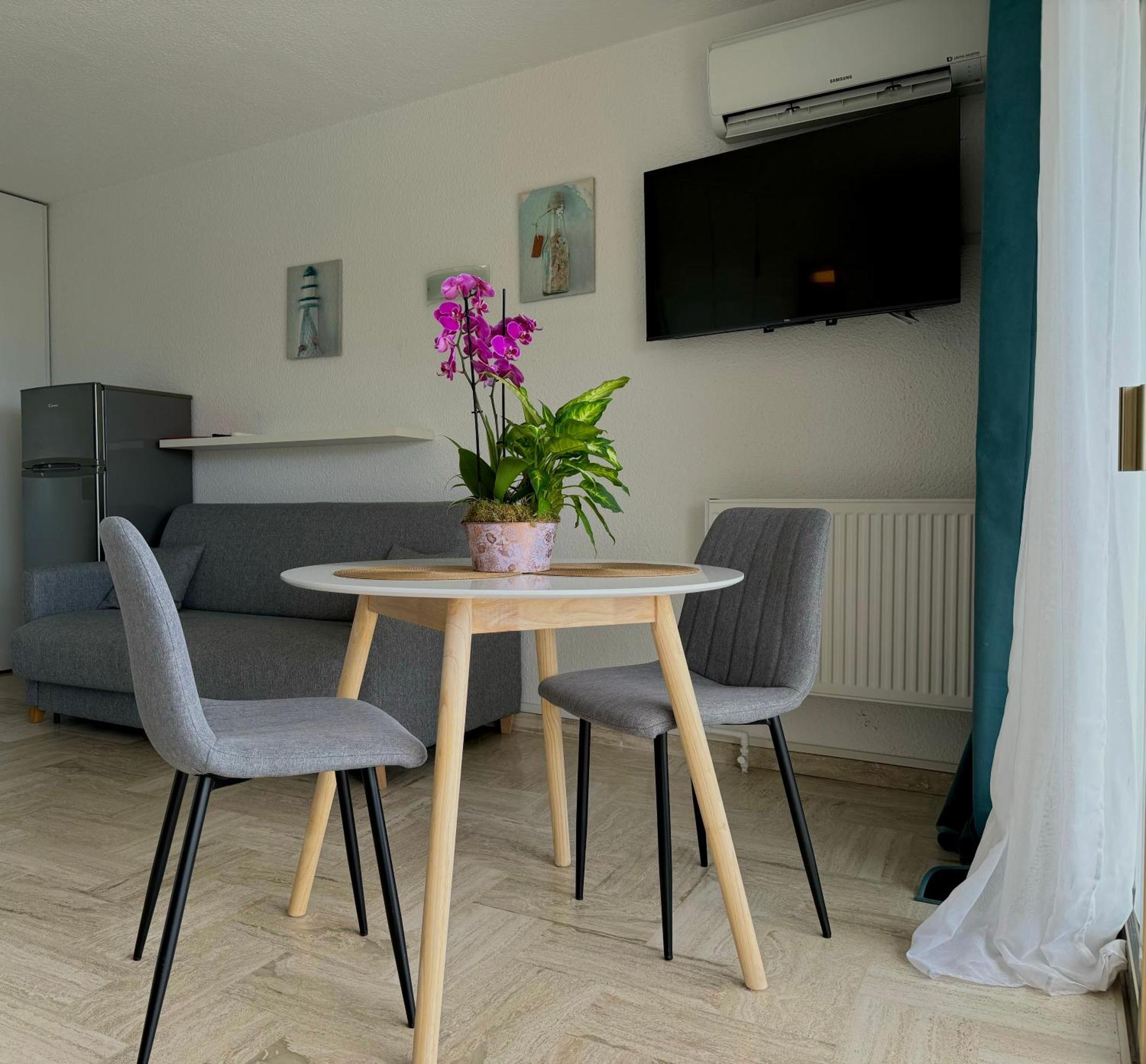 My Resid Appart Cannes Marina Vue Mer Mandelieu Εξωτερικό φωτογραφία